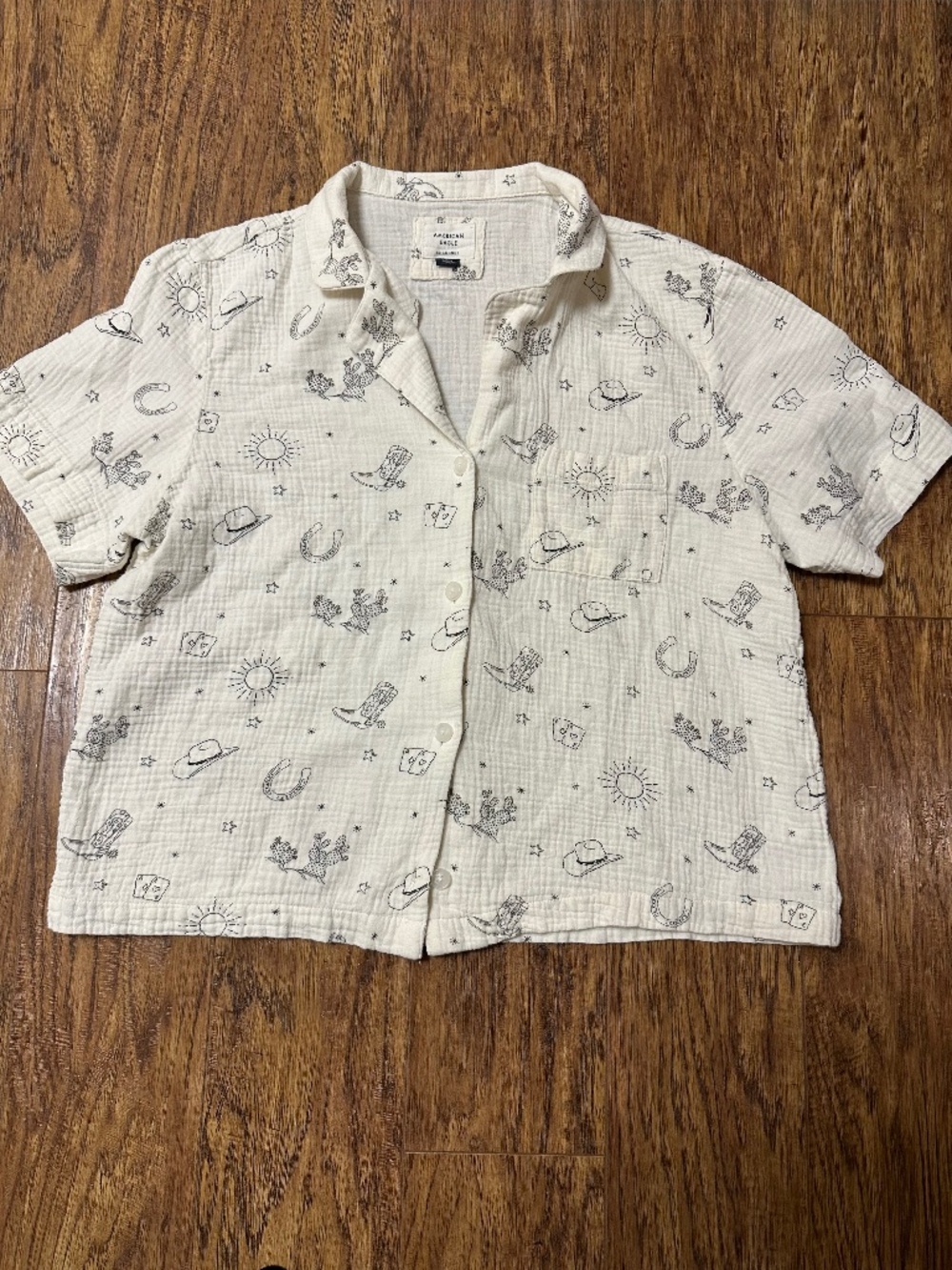 American Eagle Men's Button Up Cotton T-Shirt Wild West Ivory Size Large